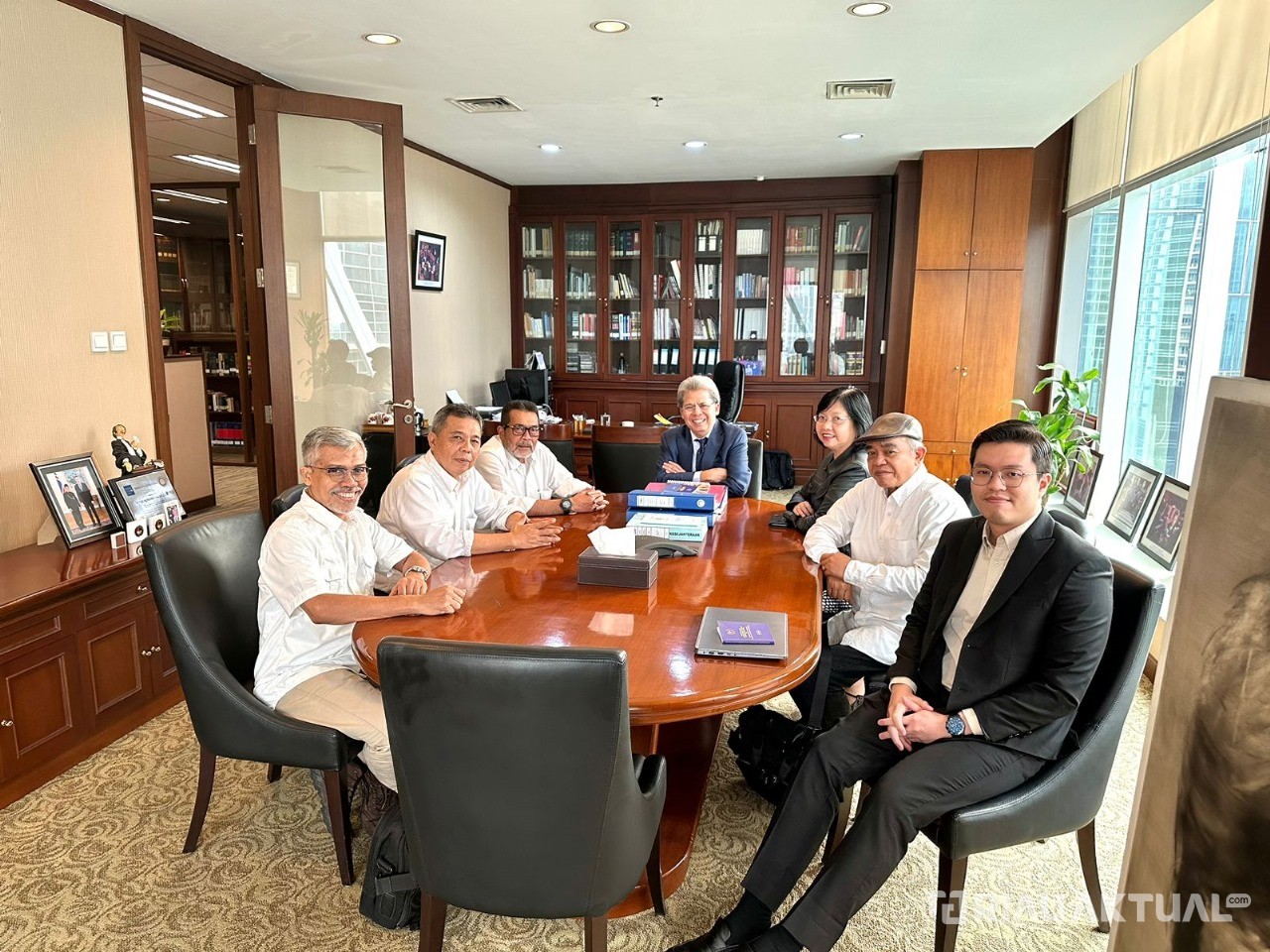 Apes! Gugat DK Rp100 Miliar, Mantan Sekjen PWI Malah Kena Denda Rp1,8 Juta