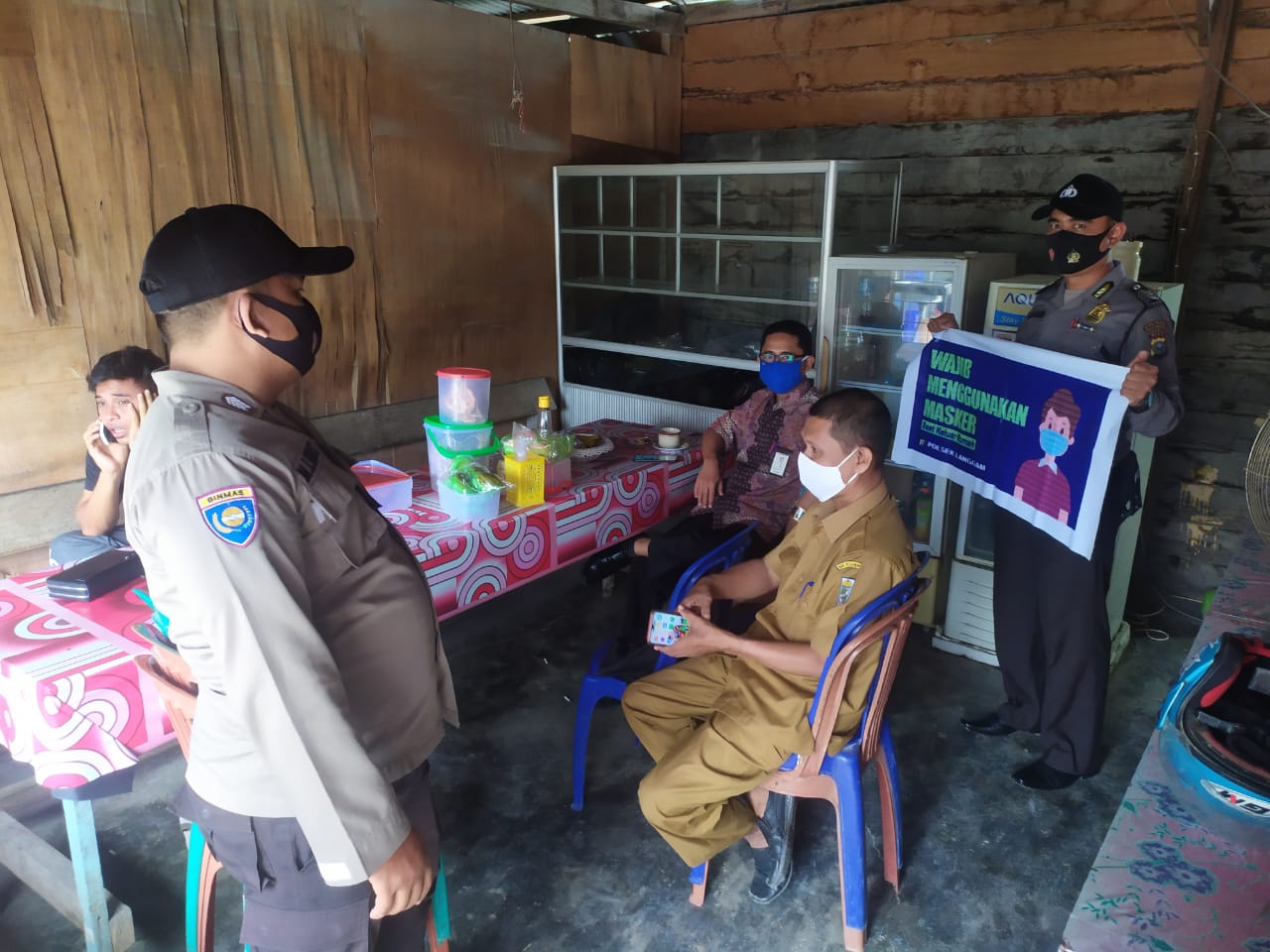 Polsek Langgam Gelar Patroli Untuk Cegah Kriminal C3 dan Tekan Penyebaran Covid-19