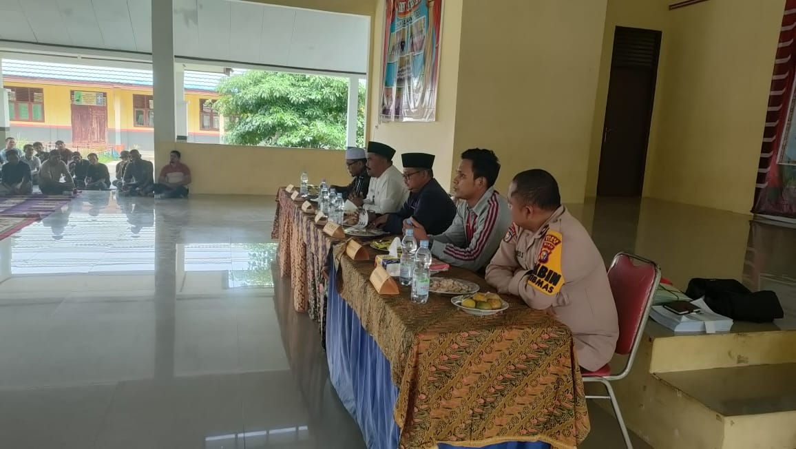Polsek Sungai Apit Gelar Kegiatan Bersama Tokoh Masyarakat untuk Menjaga Kondisi Aman Menjelang Pilkada Serentak 2024