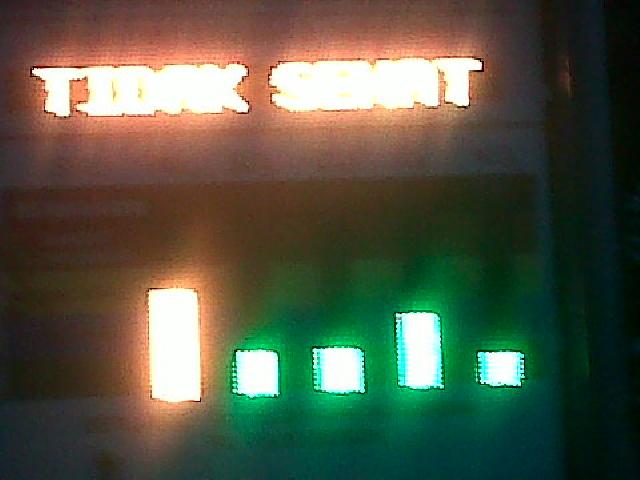 Balita dan Lansia Dilarang Keluar Rumah  