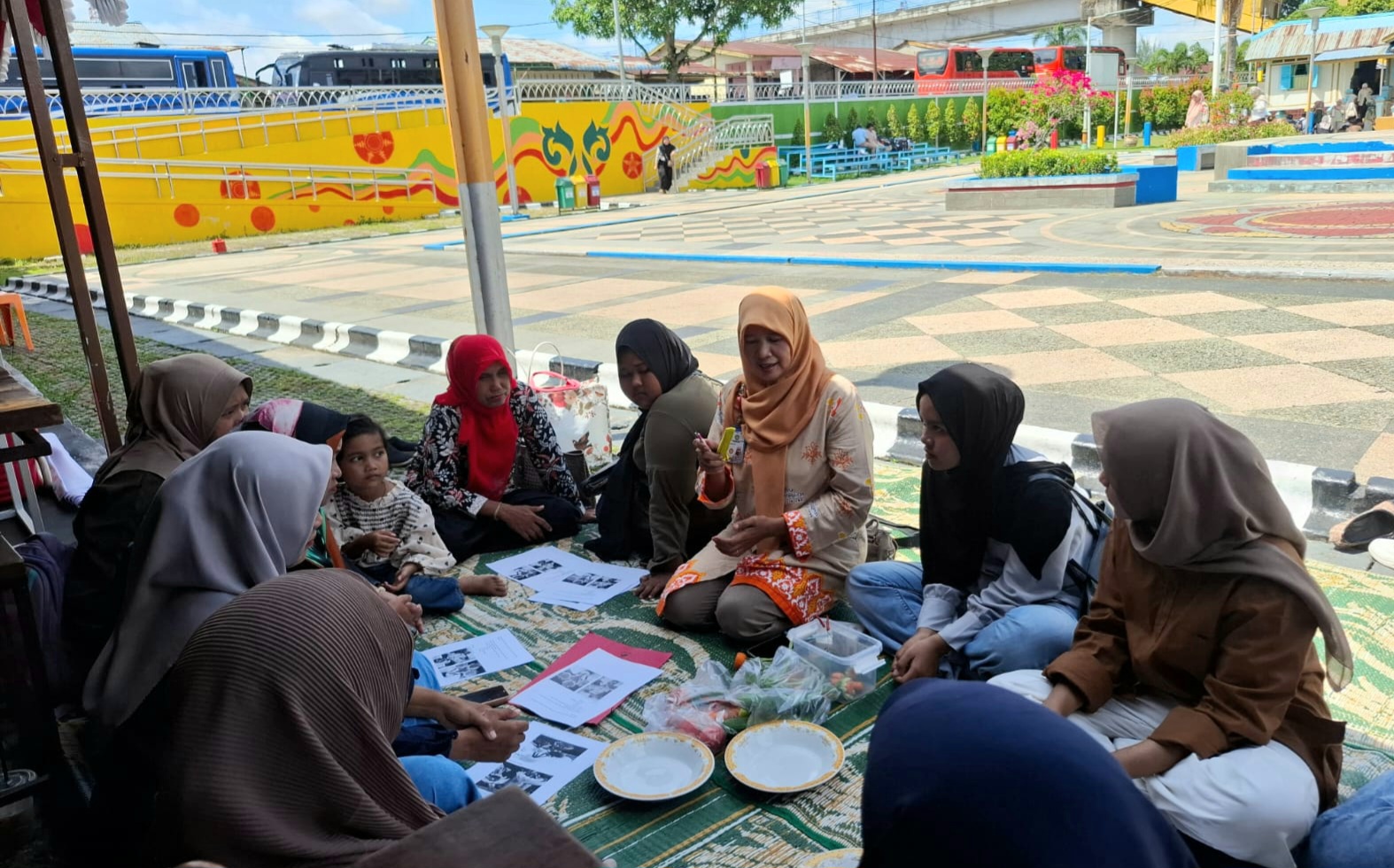 Dosen FISIP Universitas Riau Gelar Pengabdian Masyarakat di Kampung Bandar dan Alam Mayang