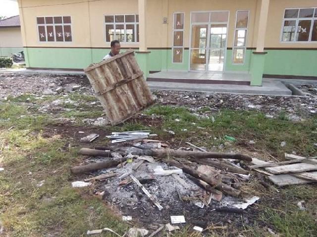 Pembangunan Ruang Kepsek SMPN 5 Diperbaiki