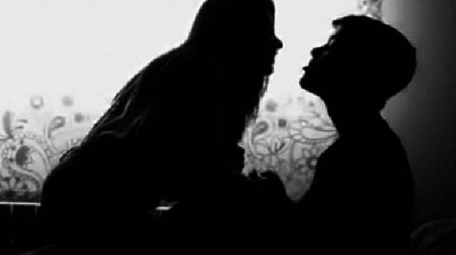 Mahasiswa Pelaku Mesum di WC Masjid Raya Sumbar Dikembalikan ke Keluarga