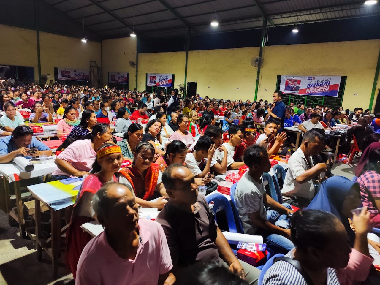 Sopo Godang Jadi Saksi Ribuan Warga Palas Sambut Antusias Kampanye Pasangan AMAn