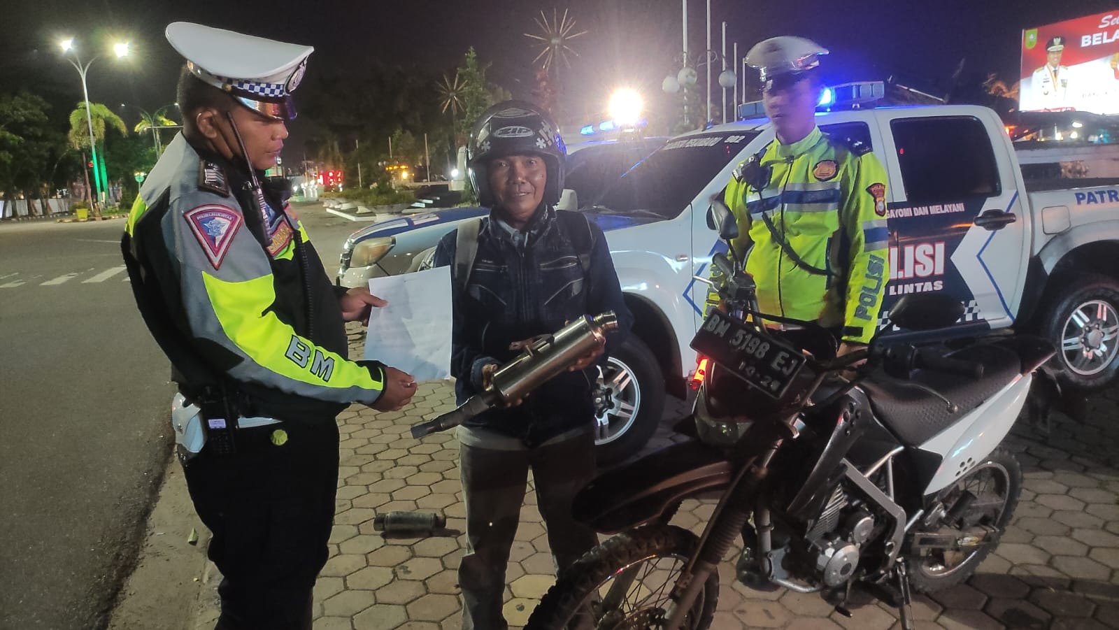 Razia Tertib Berkendara, Satlantas Polresta Pekanbaru Sita 12 Knalpot Brong