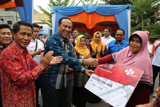 Pemko Pekanbaru Salurkan Bantuan Sosial Non Tunai PKH untuk 3.369 KK