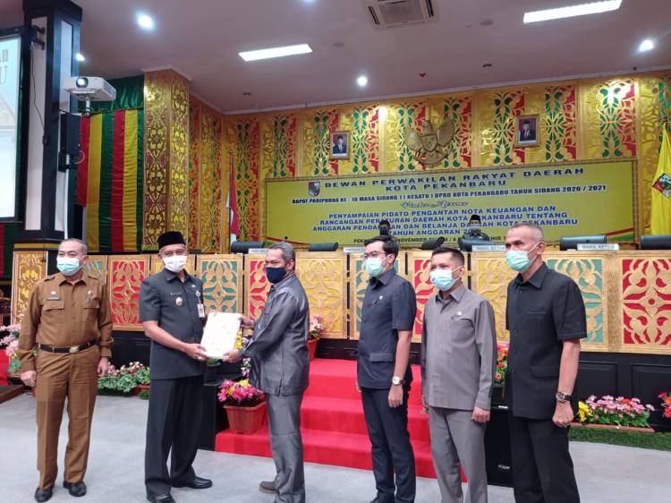DPRD Pekanbaru Gelar Paripurna Penyampaian Nota Keuangan APBD 2021