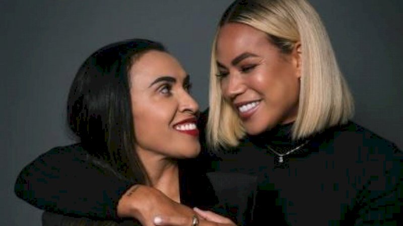 Peraih 6 Kali Pemain Terbaik FIFA akan Menikah Sesama Jenis