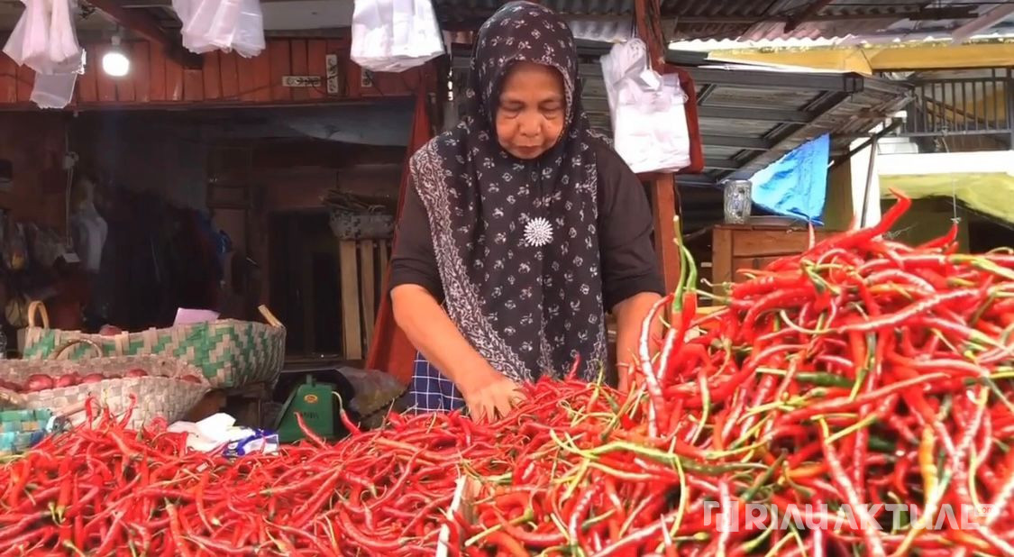 Cuaca Buruk, Bahan Pokok di Pekanbaru Naik Tajam, Omzet Pedagang Turun 30 Persen