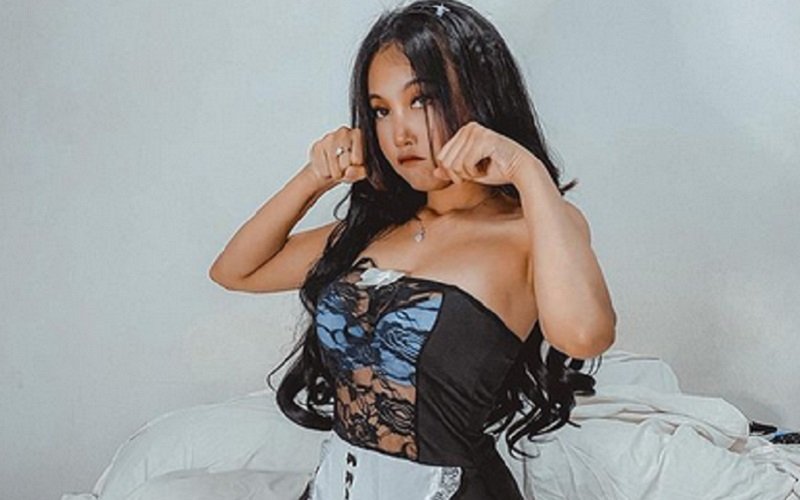 Si Miyabi Indonesia di Bathub Sama Cowok, Netizen: Lagi Ngapain?