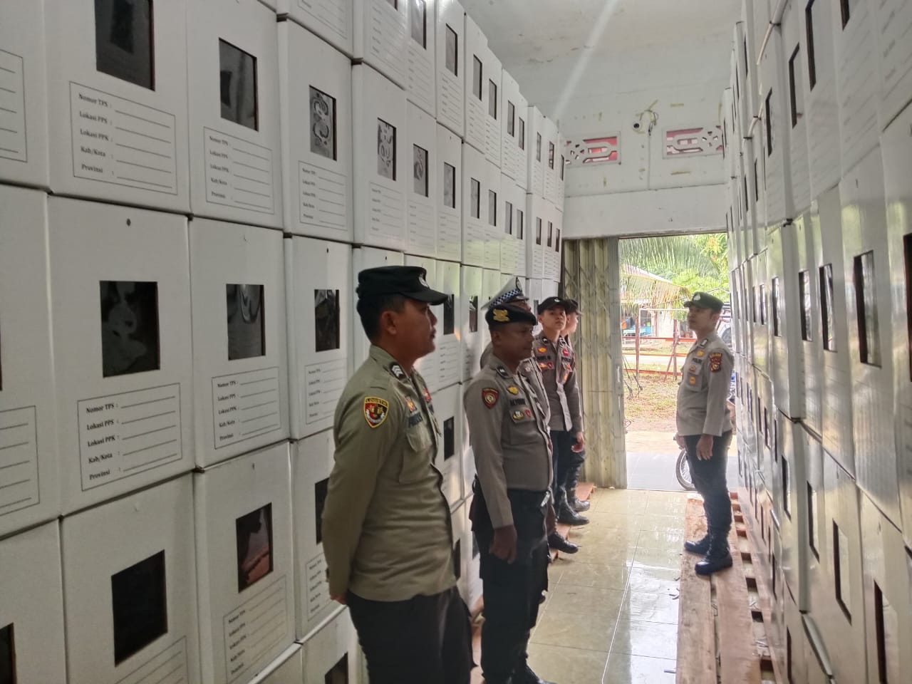 Polres Kuansing Tingkatkan Pengamanan Gudang Logistik KPU untuk Pilkada 2024 dalam Operasi Lancang Kuning