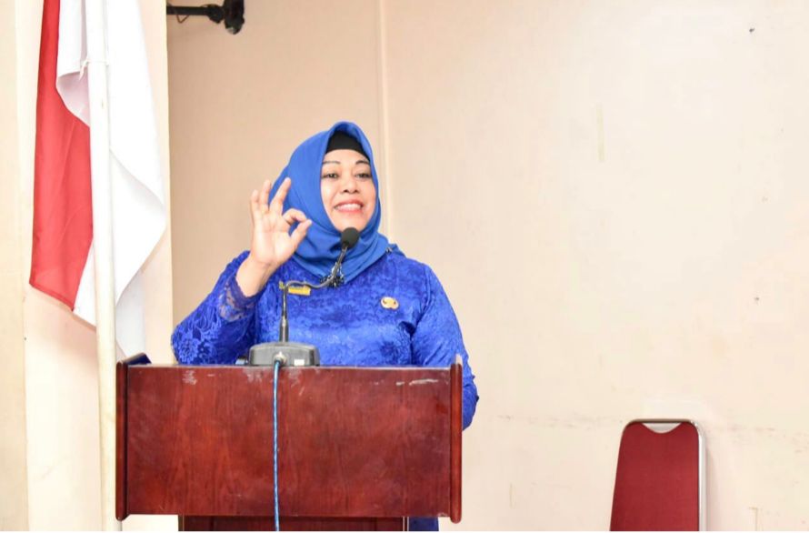 Kadisik Kholijah Membangun Daerah Melalui Pendidikan Di Kabupaten Bengkalis