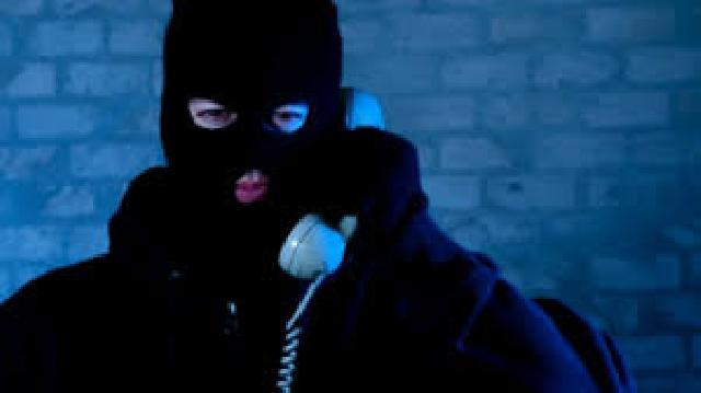 Ngaku Sekda Bengkalis, Seorang Kepsek hampir tertipu