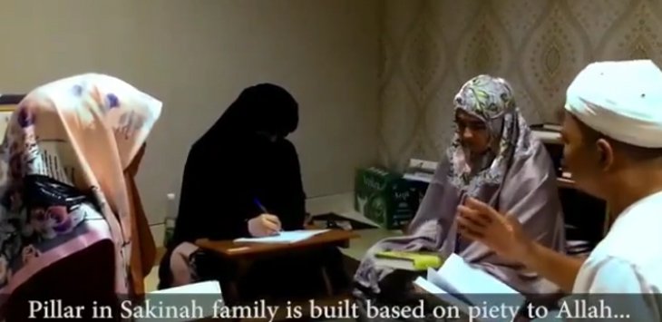 Ini Istri Ketiga Arifin Ilham, Begini Reaksi Netizen