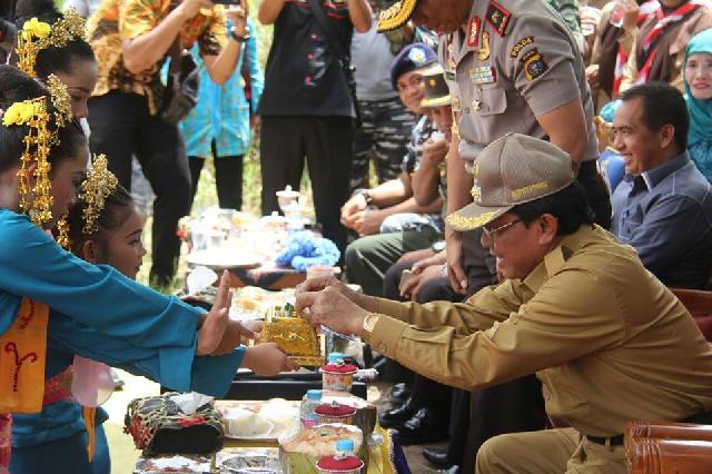 Wardan-Dani, Perpaduan Angkatan Tua Dan Muda