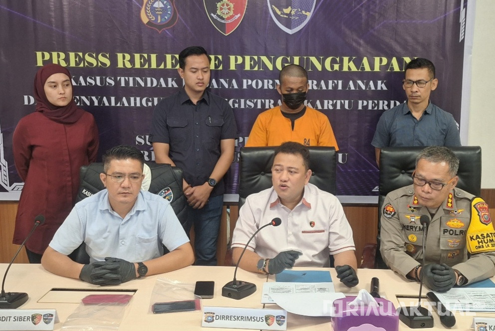 Siasat Licik W Minta Video Bugil Anak-anak untuk Bahan Masturbasi