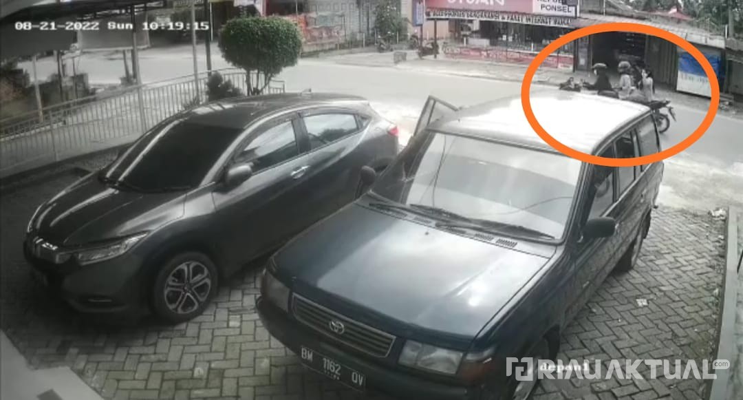 IRT Dijambret, Gelang Emas Senilai Belasan Juta Melayang