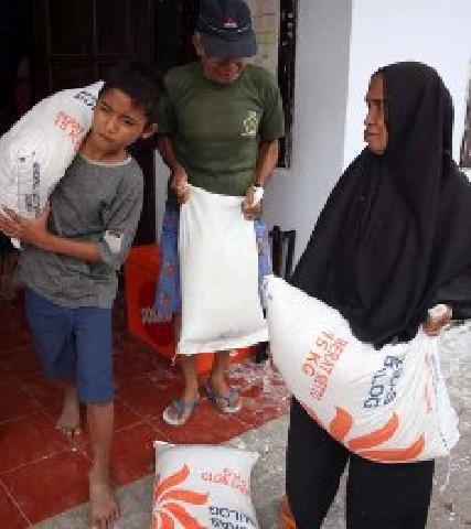 Warga Desa Tarai Bangun Keluhkan Harga Raskin