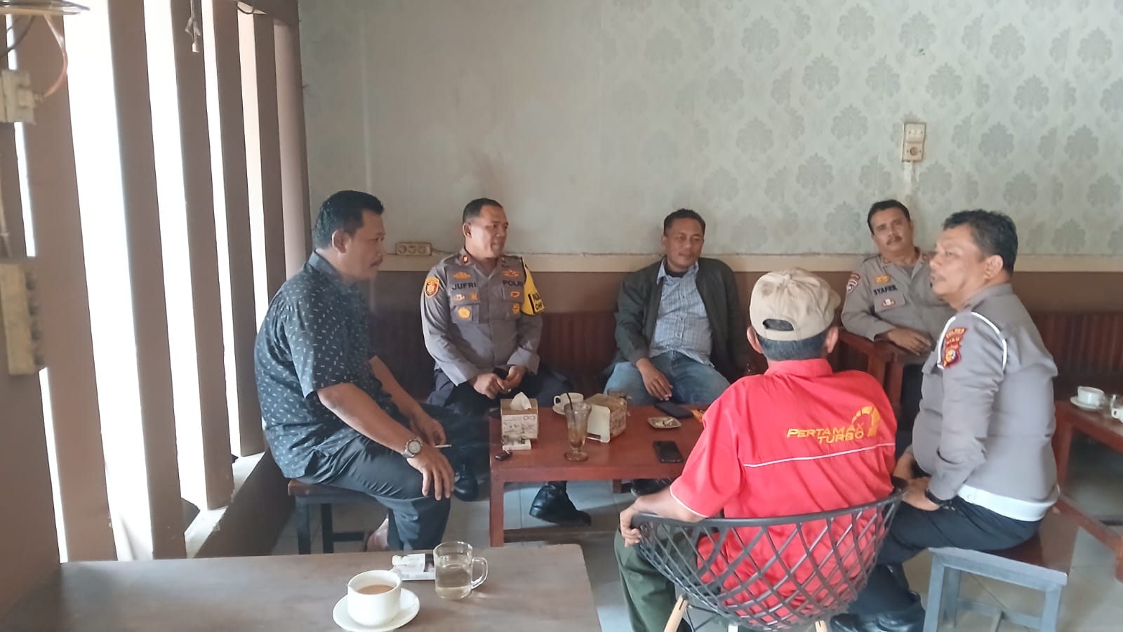 Kapolsek Pasir Penyu Gencar Ajak Tokoh Masyarakat Sosialisasi 