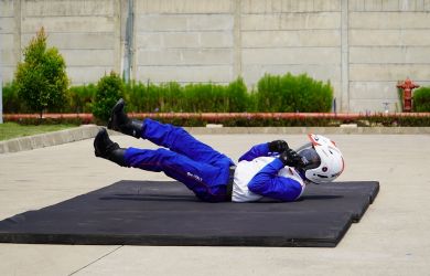 Teknik Jatuh dari Motor yang Aman