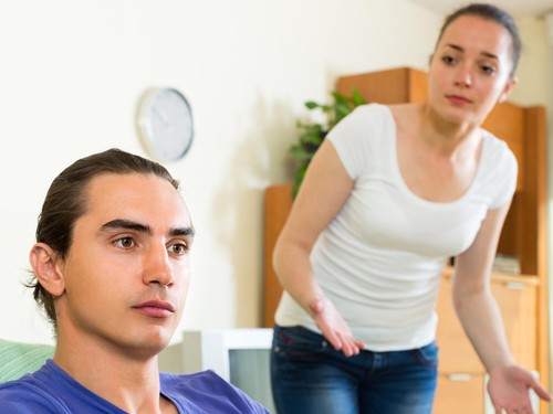 Bila Pacar Kamu Melakukan 3 Hal Ini saat Bertengkar, Segera Tinggalkan