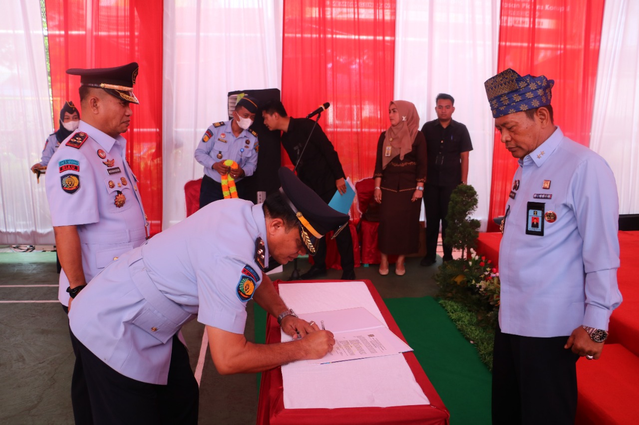 Kakanwil Riau Sertijab Kalapas Kelas II A Bangkinang