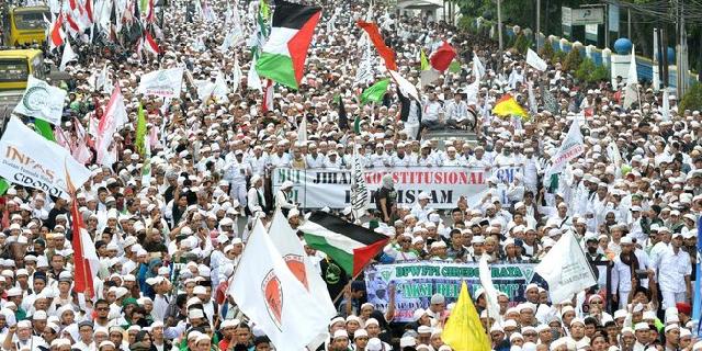 Ribuan Warga Depok Ikut Demo Ahok, Janji Lakukan Aksi Damai