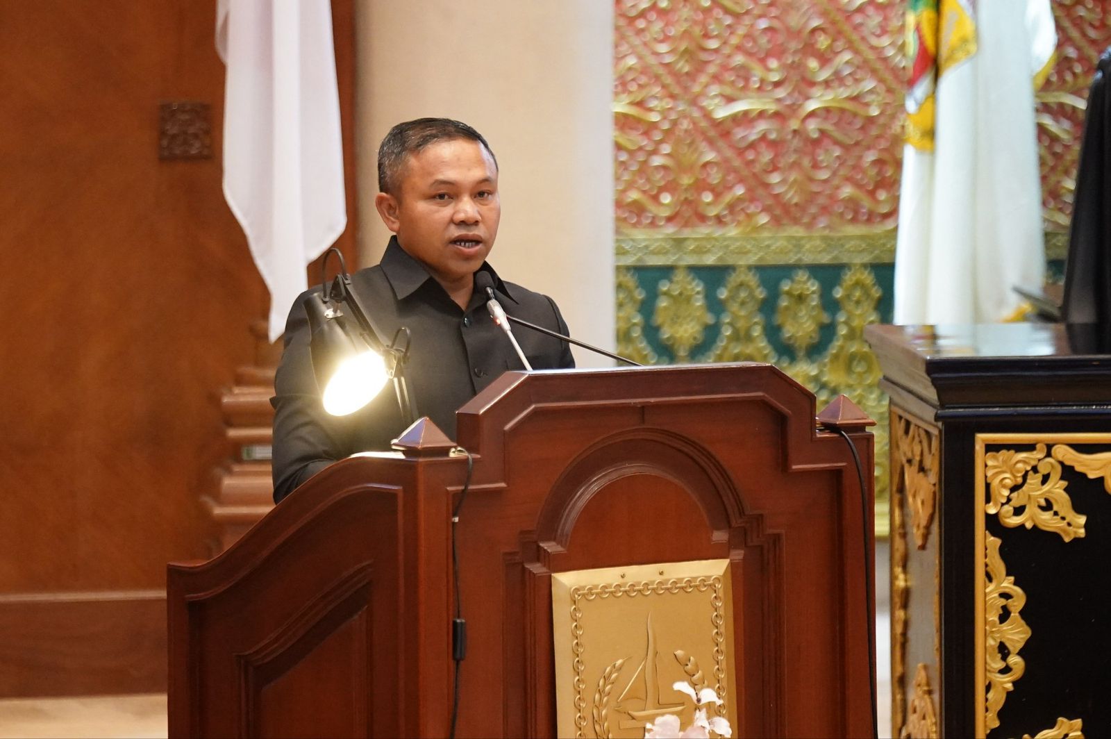 Gubri akan Segera Komunikasikan Pembebasan Mahasiswa Universitas Riau Khariq Anhar