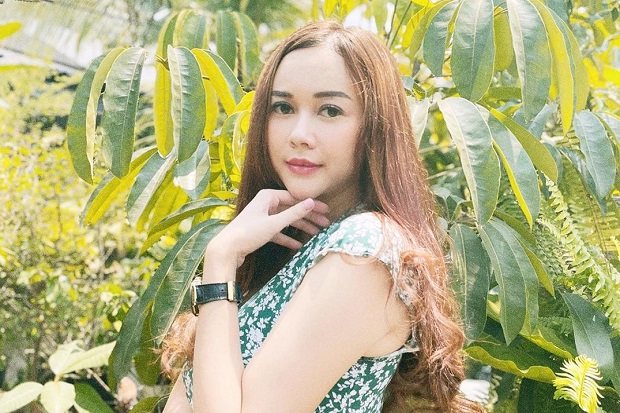 Ini Alasan Aura Kasih Lebih Pilih Pria Tampan Daripada Kaya