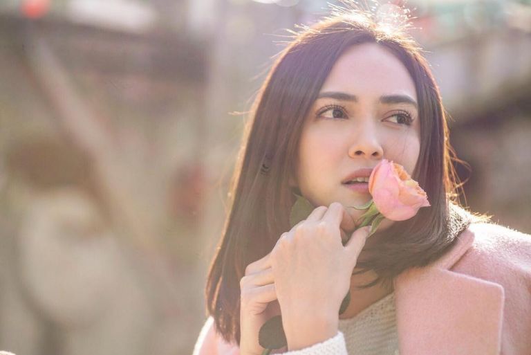 Berponi Demi Main Film Baru, Shandy Aulia Tuai Pujian