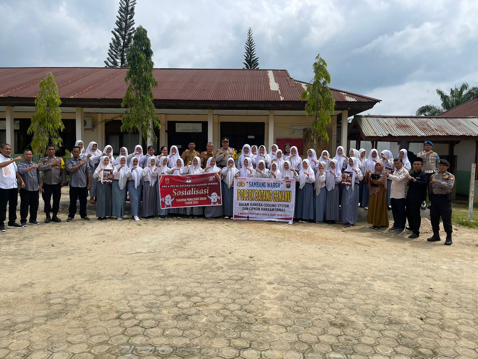 Tolak Golput! Pelajar SMAN I Batang Cenaku Bakal Ikut Coblos saat Pemilu