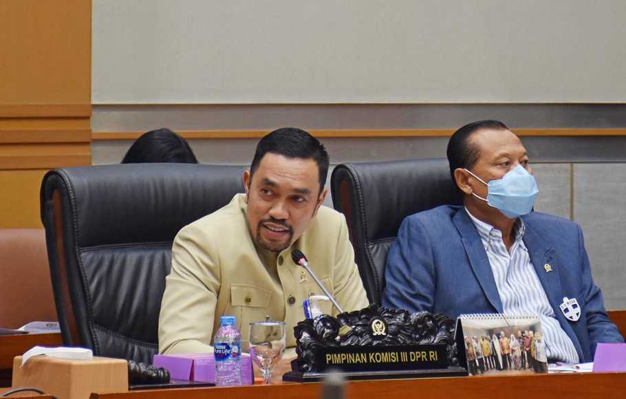 Sahroni Minta Polisi Tak Bedakan Kasus Bahar Smith dan Husin Shihab