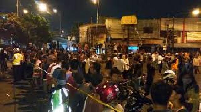 Ledakan Dikampung Melayu, Jalan Otista Ditutup