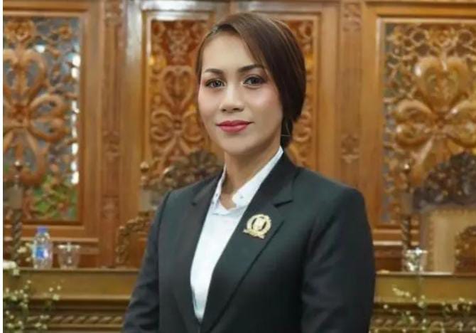 Diduga Ada Kecurangan, DPRD Kuansing Dukung Honorer Laporkan ke Polisi