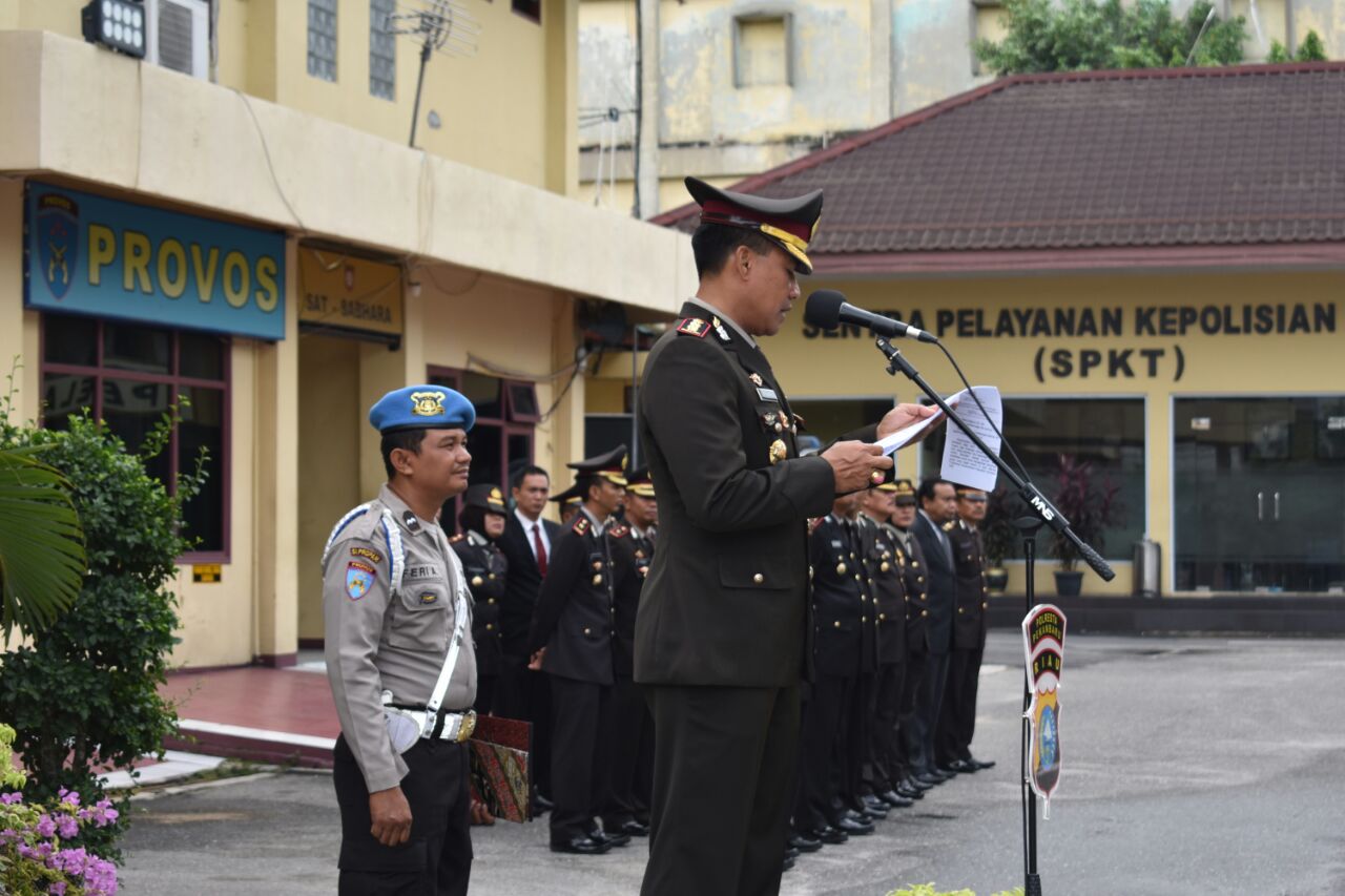 Pimpin Upacara Hari Pahlawan, Edy Sumardi Bacakan Amanat Khofifah