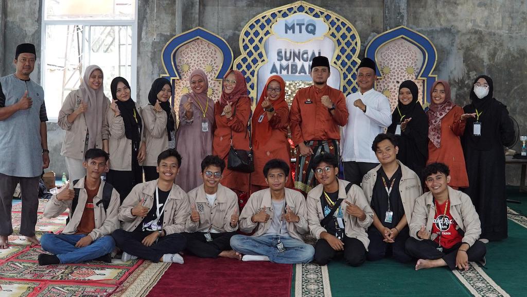 MTQ Tingkat Kelurahan Sungai Ambang Digelar Meriah, Mahasiswa KKN UMRI Ikut Berperan