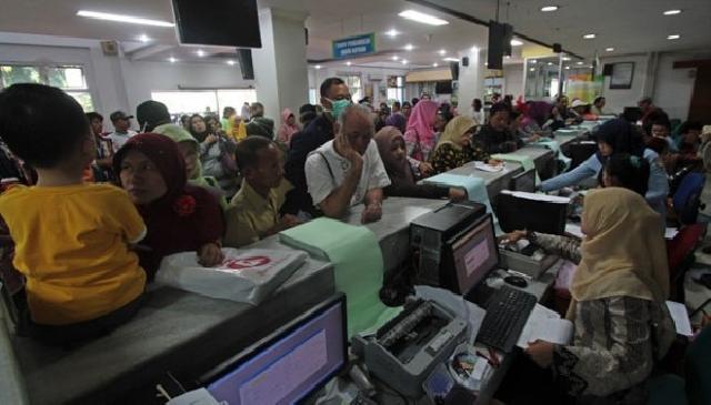 Pasca OTT,  Animo Masyarakat Meningkat Mengurus KTP Sendiri