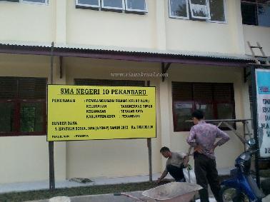 Rp 300 Juta Untuk Bangun RKB SMAN 10 Pekanbaru