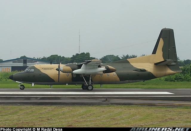 Pesawat Fokker 27 Timpa Rumah Warga