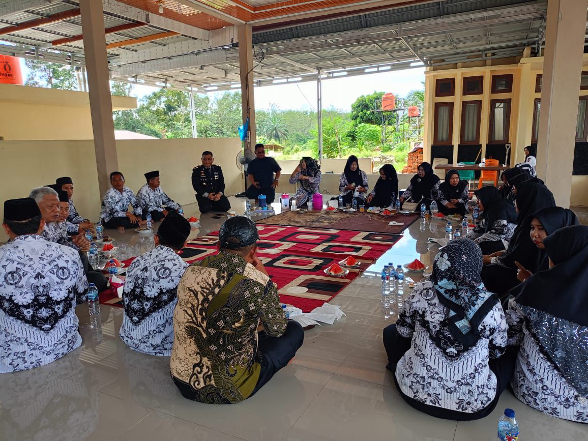Polsek Rambah Samo Ajak Tenaga Pendidik dan ASN Sukseskan Pilkada yang Damai