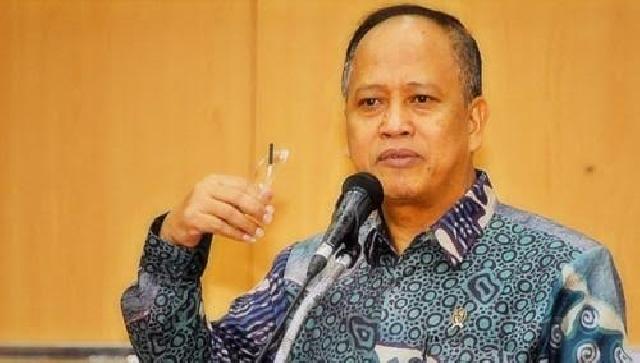 Menristek Dikti Paparkan Tiga Syarat Ingin sukses Dihadapan Wisudawan Fekon UR