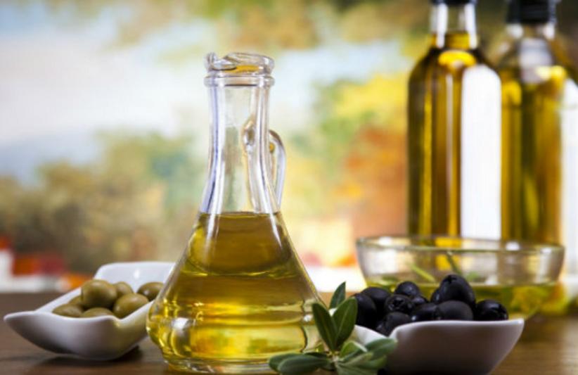 Manfaat Minyak Zaitun untuk Wajah, Bisa Bikin Awet Muda