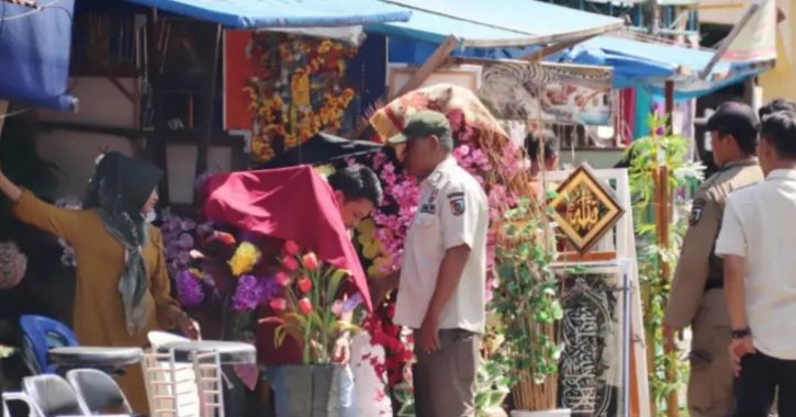 Disperindag Pekanbaru Tertibkan Pedagang Pasar Bawah
