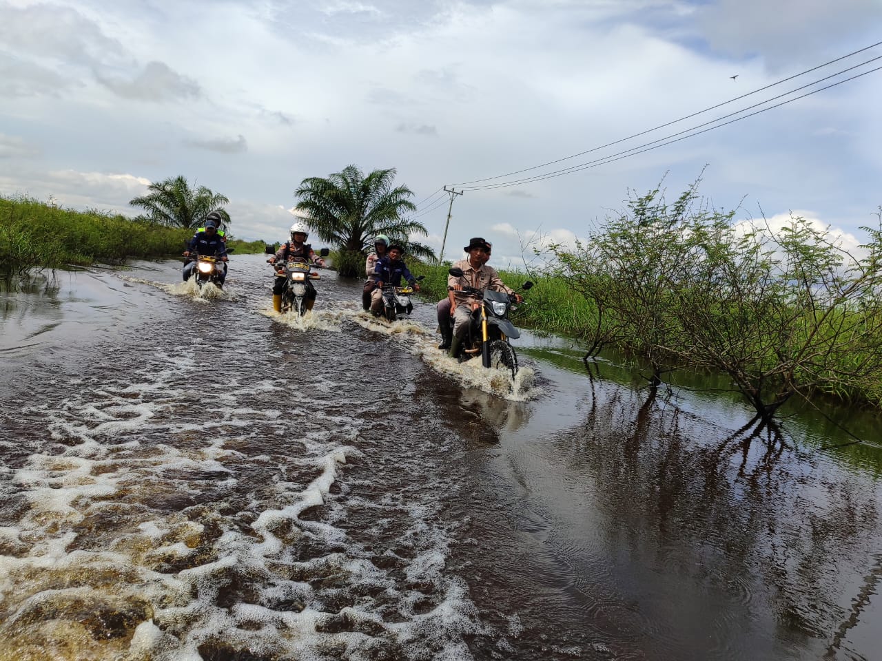 Demi Pemilu Damai, Kapolsek Bonai Darussalam Datangi Datuk Suku Bonai