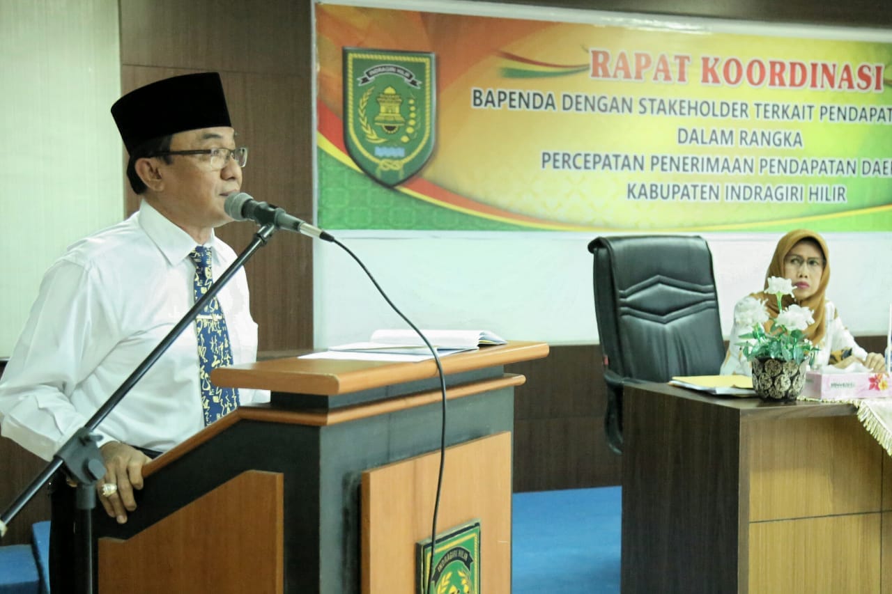 Malas, Bupati Minta Pejabat Mundur