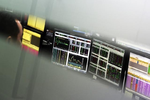 Rupiah Menguat, Indeks Terangkat Lebih 2 Persen