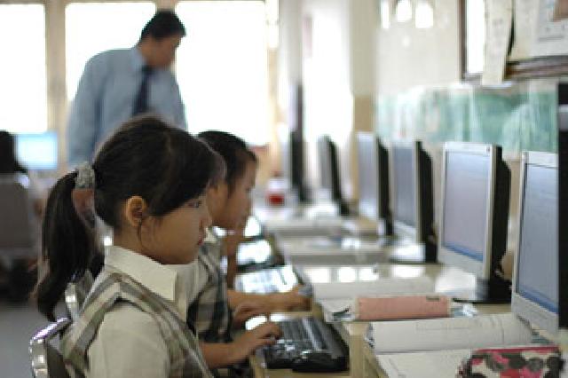 Disdik Riau Siap Terapkan One Stop Service