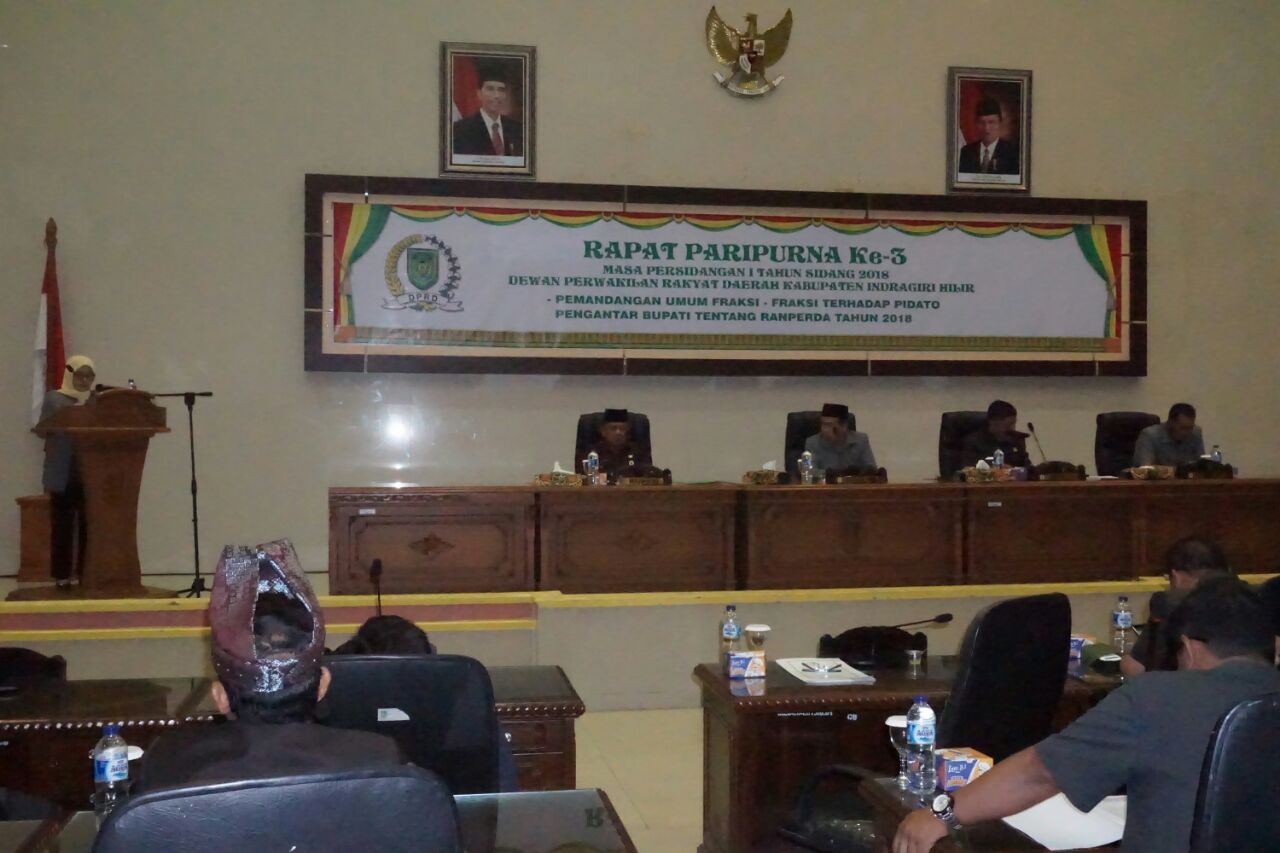 Paripurna Ke - III Masa Persidangan 1, DPRD Inhil Pertanyakan Sejumlah Ranperda Usulan Pemkab