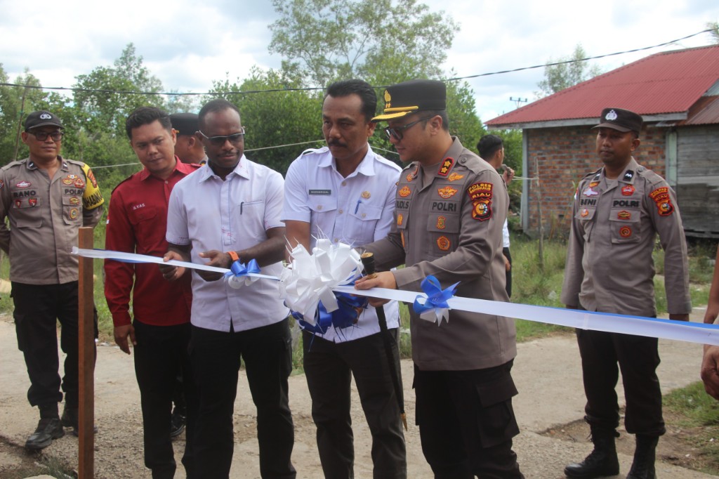 Polri Peduli, Polres Bengkalis Resmikan Fasilitas Air Bersih untuk Warga
