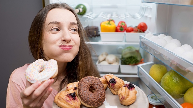 Berikut 5 Kebiasaan dan Pola Makan Penyebab Perut Buncit